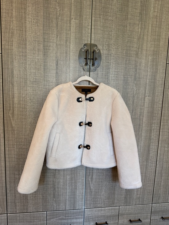 Jackets & Blazers - Zara Faux Shearling Jacket With‎ Fireman-Style Lobster Clasps